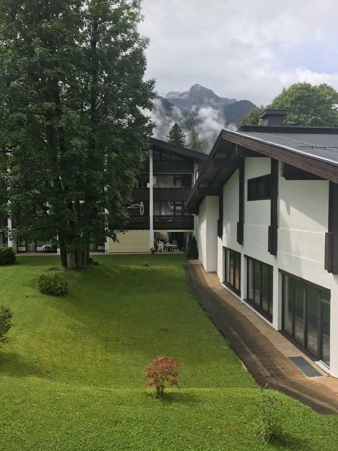 Ferienwohnung Grubhof Castle Flat for Families Sankt Martin bei Lofer Exterior foto