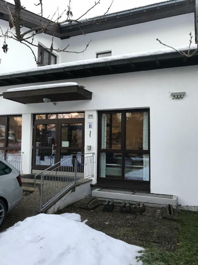 Ferienwohnung Grubhof Castle Flat for Families Sankt Martin bei Lofer Exterior foto